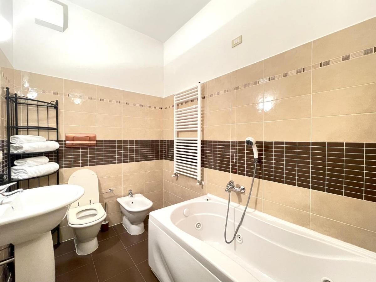 Apartmán Accomodo Mit48 Trivanotortona Milán Exteriér fotografie