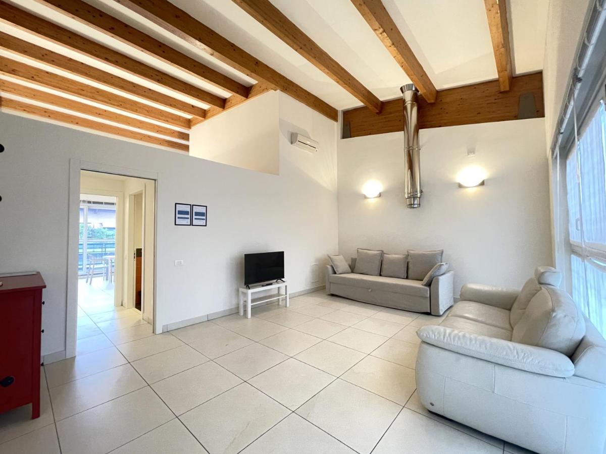 Apartmán Accomodo Mit48 Trivanotortona Milán Exteriér fotografie